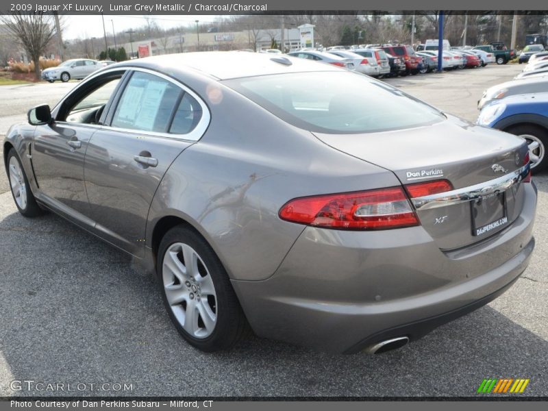 Lunar Grey Metallic / Charcoal/Charcoal 2009 Jaguar XF Luxury