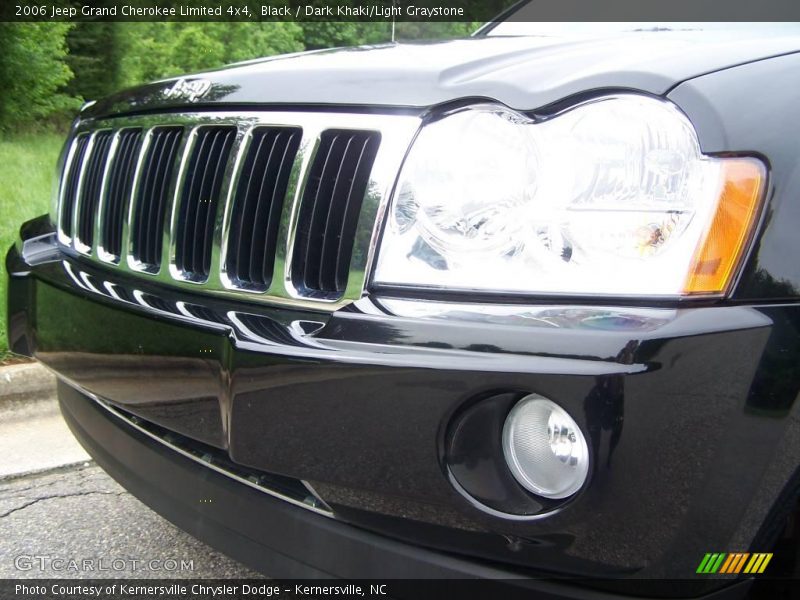Black / Dark Khaki/Light Graystone 2006 Jeep Grand Cherokee Limited 4x4