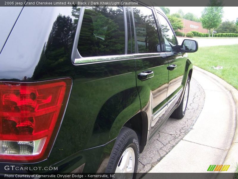 Black / Dark Khaki/Light Graystone 2006 Jeep Grand Cherokee Limited 4x4