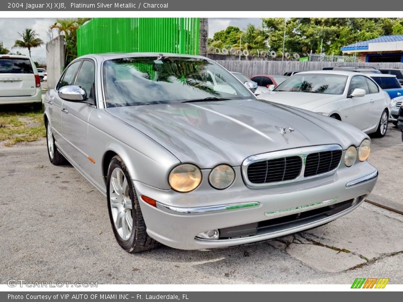 Platinum Silver Metallic / Charcoal 2004 Jaguar XJ XJ8