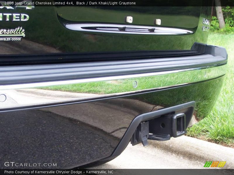 Black / Dark Khaki/Light Graystone 2006 Jeep Grand Cherokee Limited 4x4
