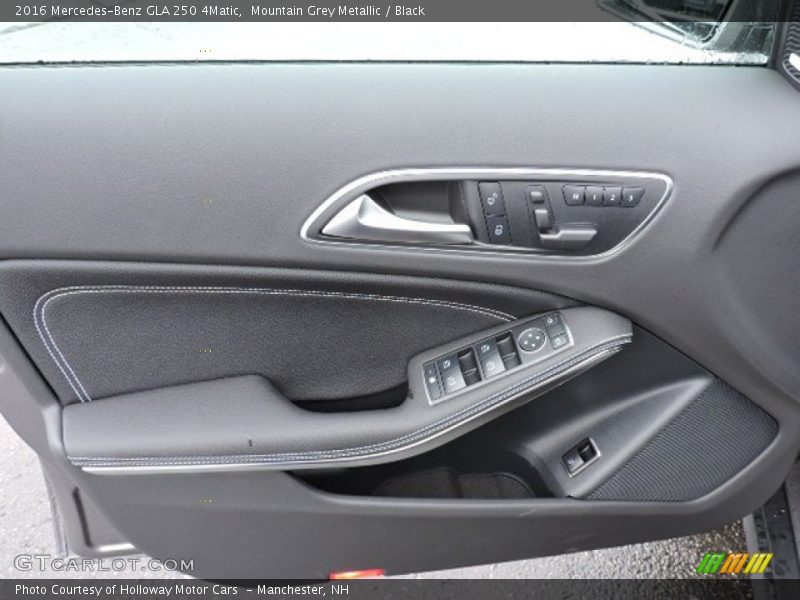 Mountain Grey Metallic / Black 2016 Mercedes-Benz GLA 250 4Matic