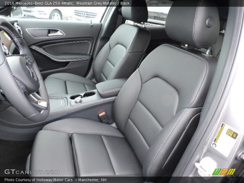 Mountain Grey Metallic / Black 2016 Mercedes-Benz GLA 250 4Matic