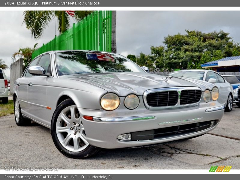Platinum Silver Metallic / Charcoal 2004 Jaguar XJ XJ8