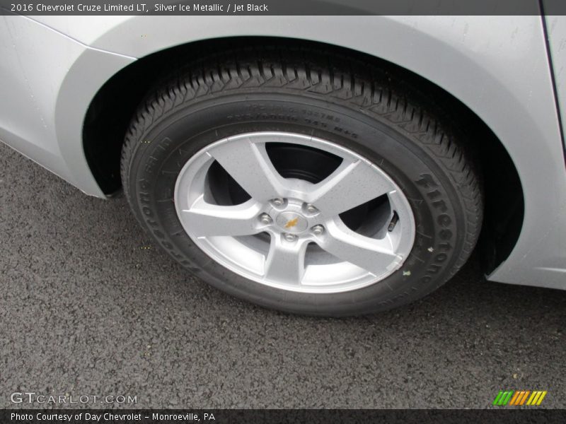 Silver Ice Metallic / Jet Black 2016 Chevrolet Cruze Limited LT