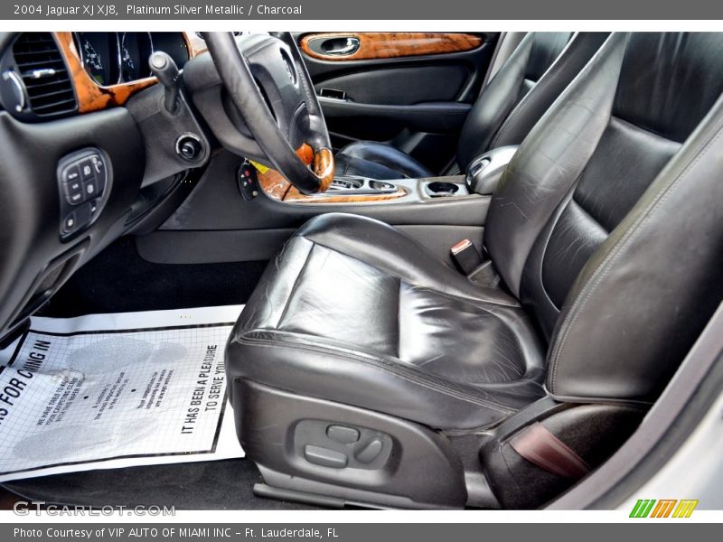 Platinum Silver Metallic / Charcoal 2004 Jaguar XJ XJ8