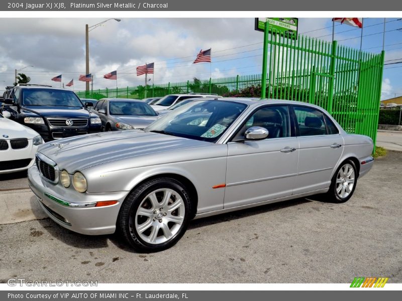 Platinum Silver Metallic / Charcoal 2004 Jaguar XJ XJ8