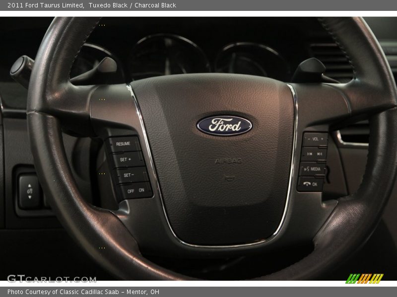 Tuxedo Black / Charcoal Black 2011 Ford Taurus Limited