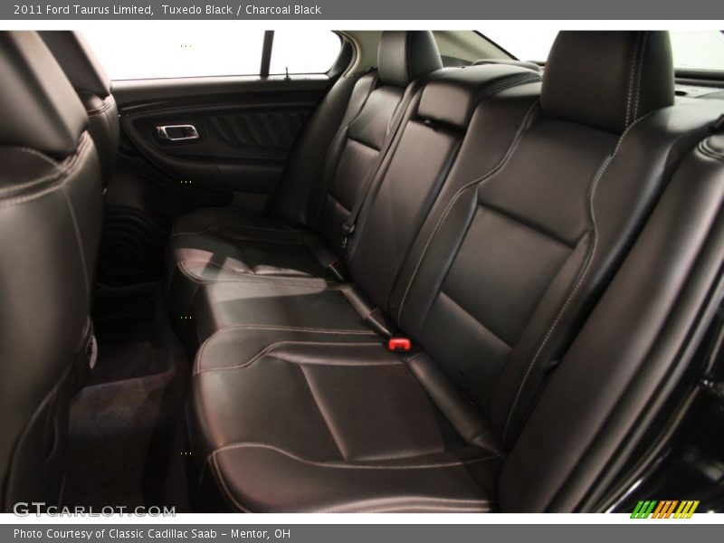 Tuxedo Black / Charcoal Black 2011 Ford Taurus Limited