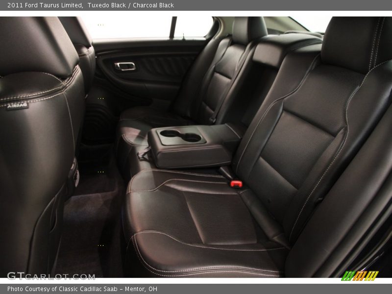 Tuxedo Black / Charcoal Black 2011 Ford Taurus Limited