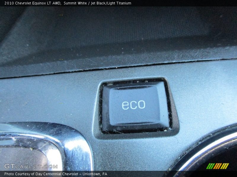 Summit White / Jet Black/Light Titanium 2010 Chevrolet Equinox LT AWD