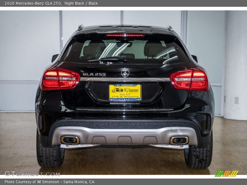 Night Black / Black 2016 Mercedes-Benz GLA 250