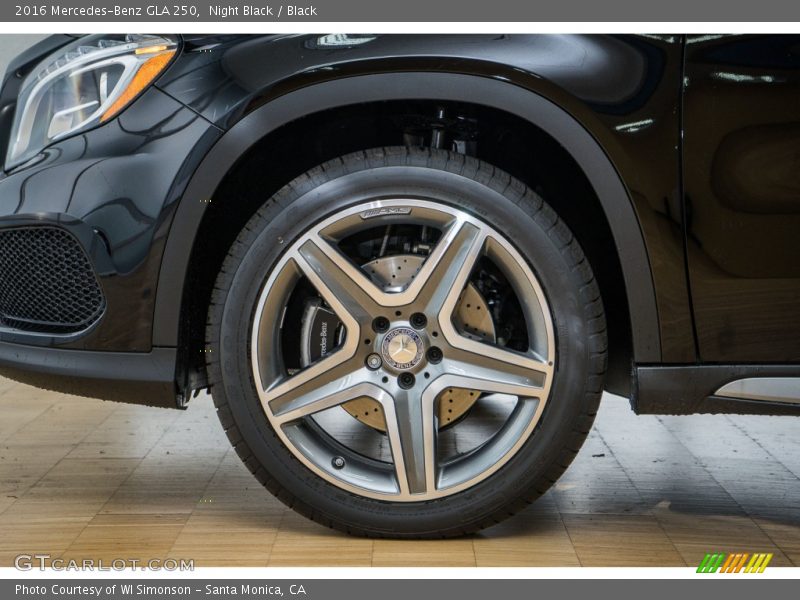 Night Black / Black 2016 Mercedes-Benz GLA 250
