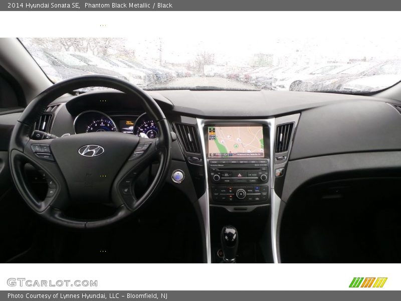 Phantom Black Metallic / Black 2014 Hyundai Sonata SE
