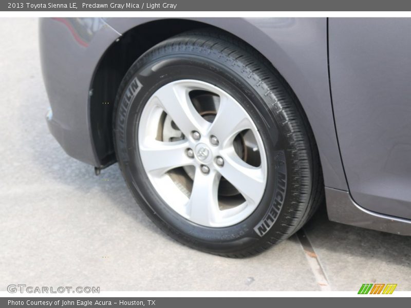 Predawn Gray Mica / Light Gray 2013 Toyota Sienna LE