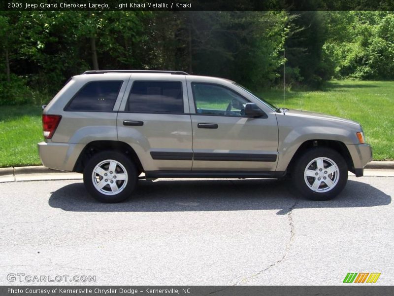 Light Khaki Metallic / Khaki 2005 Jeep Grand Cherokee Laredo