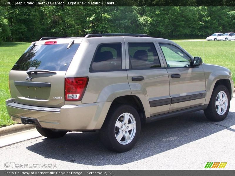 Light Khaki Metallic / Khaki 2005 Jeep Grand Cherokee Laredo