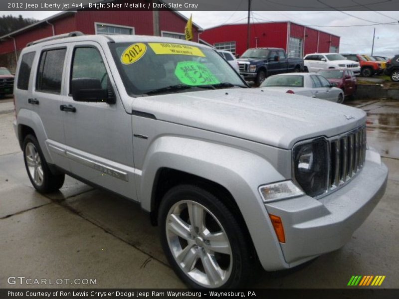 Bright Silver Metallic / Dark Slate Gray 2012 Jeep Liberty Jet 4x4
