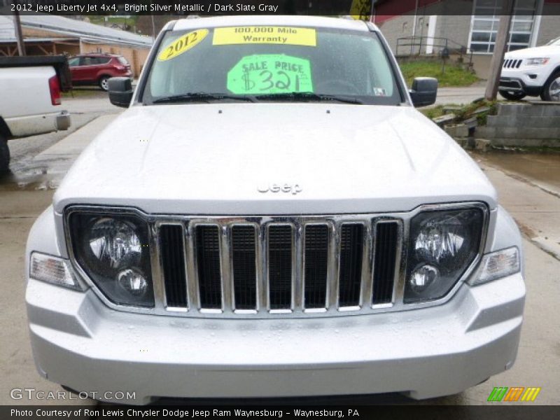 Bright Silver Metallic / Dark Slate Gray 2012 Jeep Liberty Jet 4x4