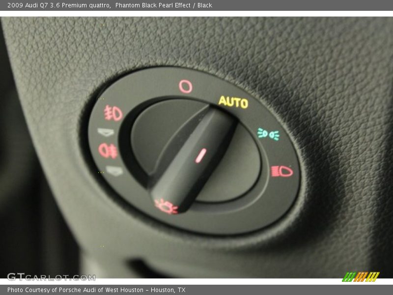 Phantom Black Pearl Effect / Black 2009 Audi Q7 3.6 Premium quattro