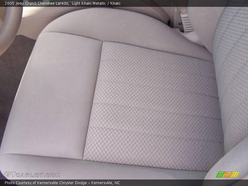 Light Khaki Metallic / Khaki 2005 Jeep Grand Cherokee Laredo