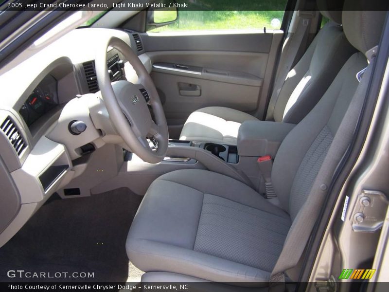 Light Khaki Metallic / Khaki 2005 Jeep Grand Cherokee Laredo