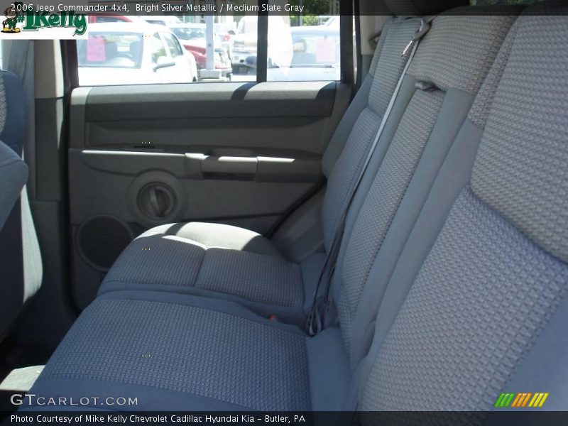 Bright Silver Metallic / Medium Slate Gray 2006 Jeep Commander 4x4