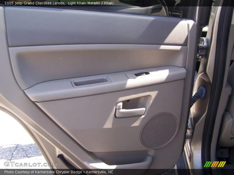 Light Khaki Metallic / Khaki 2005 Jeep Grand Cherokee Laredo