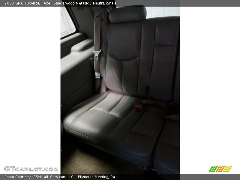 Sandalwood Metallic / Neutral/Shale 2003 GMC Yukon SLT 4x4