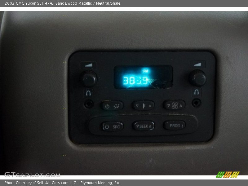 Sandalwood Metallic / Neutral/Shale 2003 GMC Yukon SLT 4x4