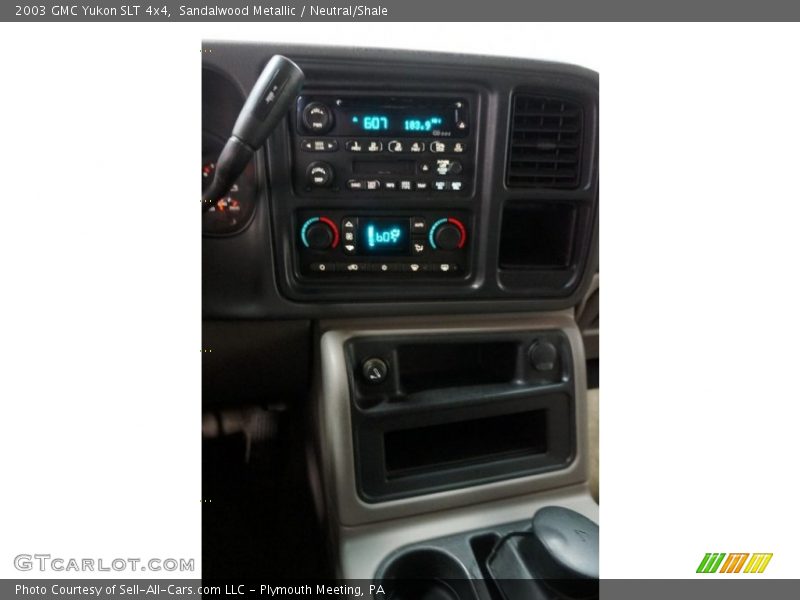 Sandalwood Metallic / Neutral/Shale 2003 GMC Yukon SLT 4x4