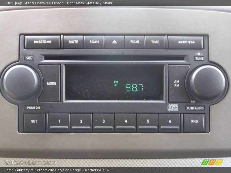 Light Khaki Metallic / Khaki 2005 Jeep Grand Cherokee Laredo