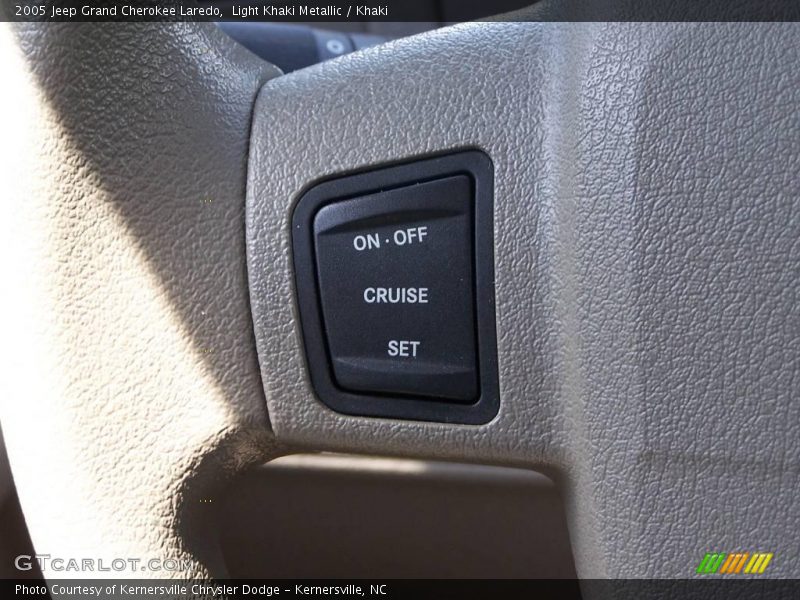 Light Khaki Metallic / Khaki 2005 Jeep Grand Cherokee Laredo