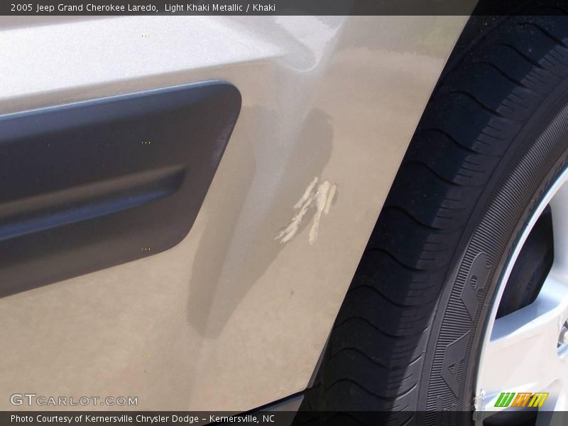 Light Khaki Metallic / Khaki 2005 Jeep Grand Cherokee Laredo