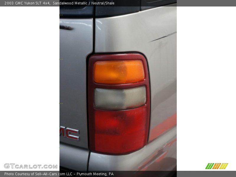 Sandalwood Metallic / Neutral/Shale 2003 GMC Yukon SLT 4x4