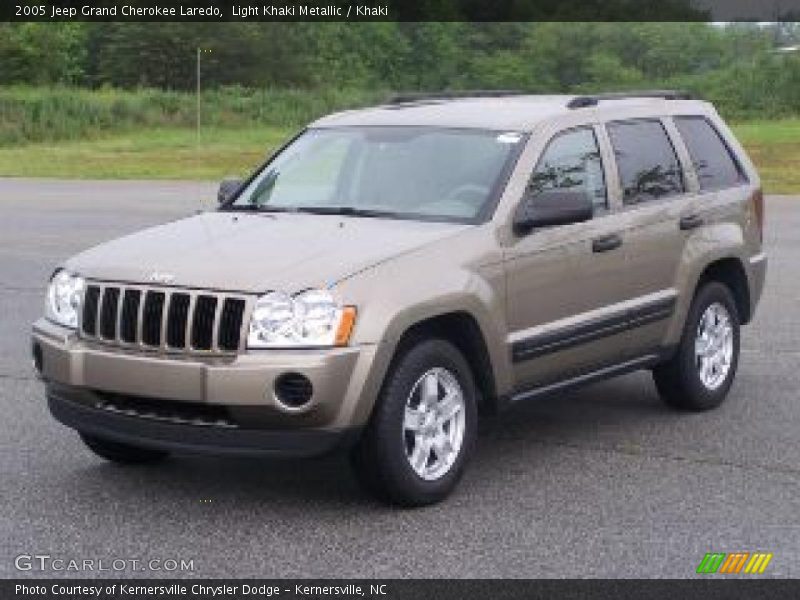 Light Khaki Metallic / Khaki 2005 Jeep Grand Cherokee Laredo
