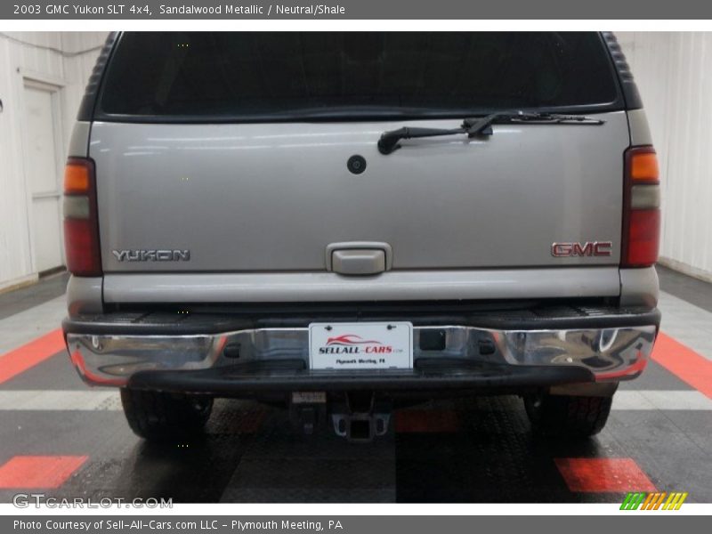 Sandalwood Metallic / Neutral/Shale 2003 GMC Yukon SLT 4x4