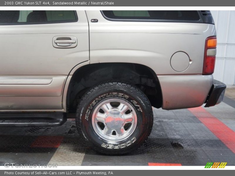 Sandalwood Metallic / Neutral/Shale 2003 GMC Yukon SLT 4x4