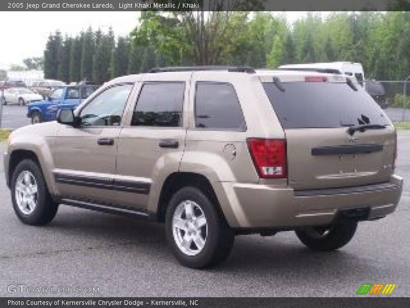 Light Khaki Metallic / Khaki 2005 Jeep Grand Cherokee Laredo