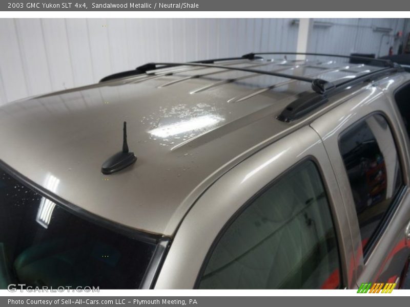 Sandalwood Metallic / Neutral/Shale 2003 GMC Yukon SLT 4x4