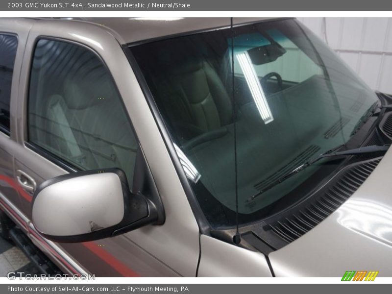 Sandalwood Metallic / Neutral/Shale 2003 GMC Yukon SLT 4x4