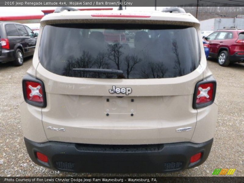 Mojave Sand / Bark Brown/Ski Grey 2016 Jeep Renegade Latitude 4x4