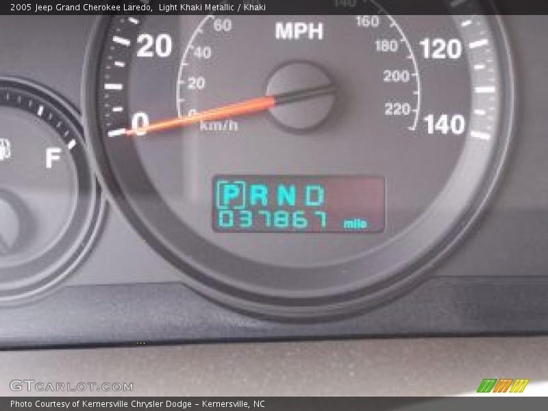 Light Khaki Metallic / Khaki 2005 Jeep Grand Cherokee Laredo