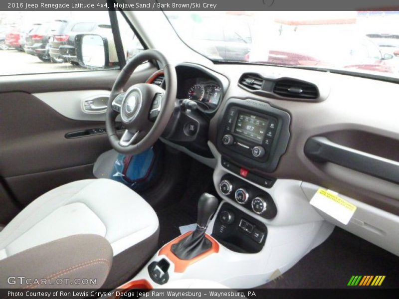 Mojave Sand / Bark Brown/Ski Grey 2016 Jeep Renegade Latitude 4x4