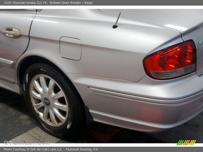 Brilliant Silver Metallic / Beige 2003 Hyundai Sonata GLS V6