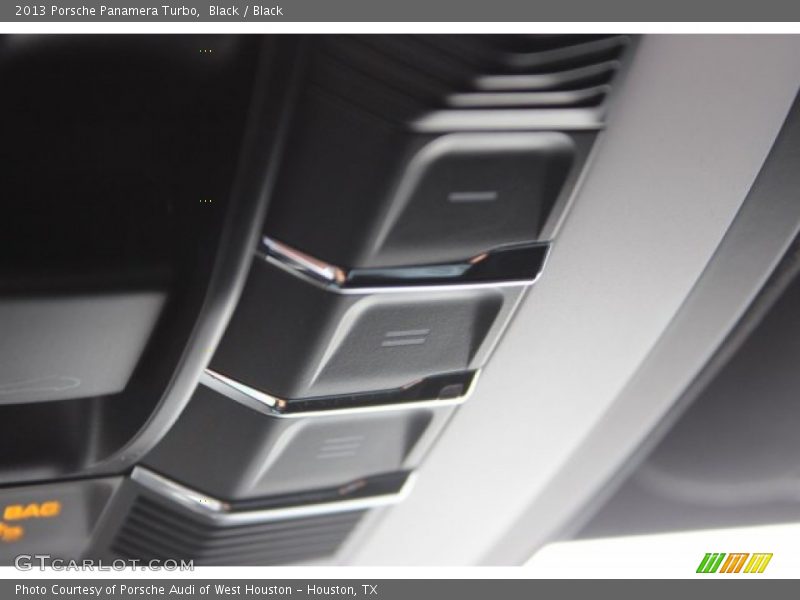 Black / Black 2013 Porsche Panamera Turbo