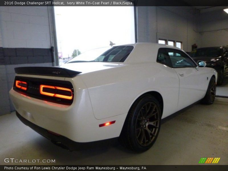 Ivory White Tri-Coat Pearl / Black/Sepia 2016 Dodge Challenger SRT Hellcat