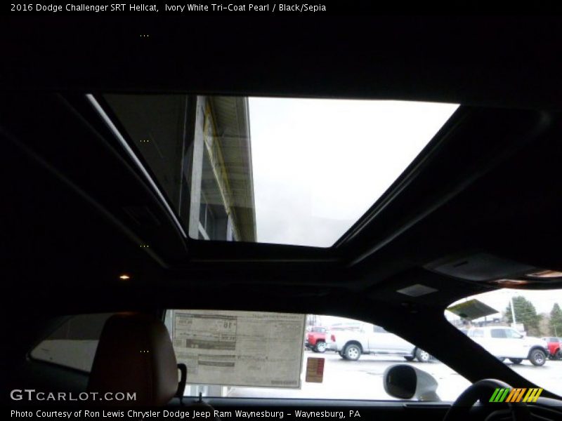 Ivory White Tri-Coat Pearl / Black/Sepia 2016 Dodge Challenger SRT Hellcat