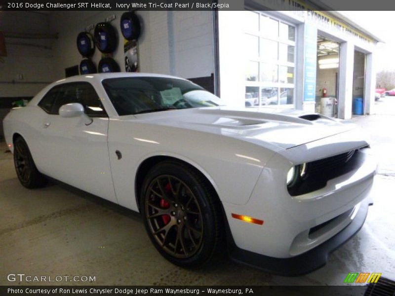 Ivory White Tri-Coat Pearl / Black/Sepia 2016 Dodge Challenger SRT Hellcat