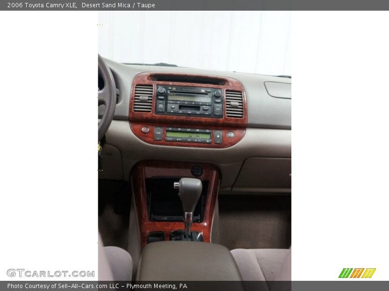 Desert Sand Mica / Taupe 2006 Toyota Camry XLE